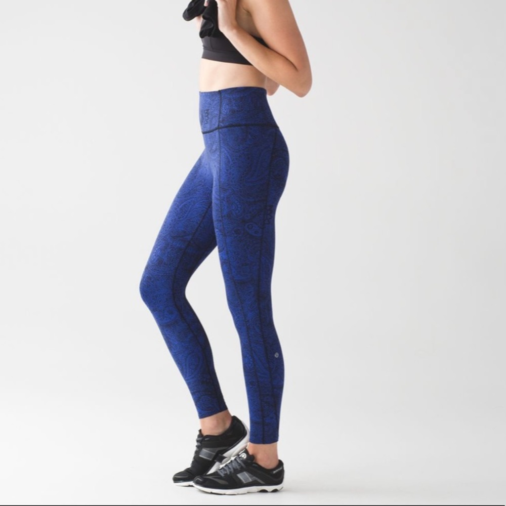 Lululemon Like Nothing 7/8 Tight Antique Paisley Sapphire Blue Black
